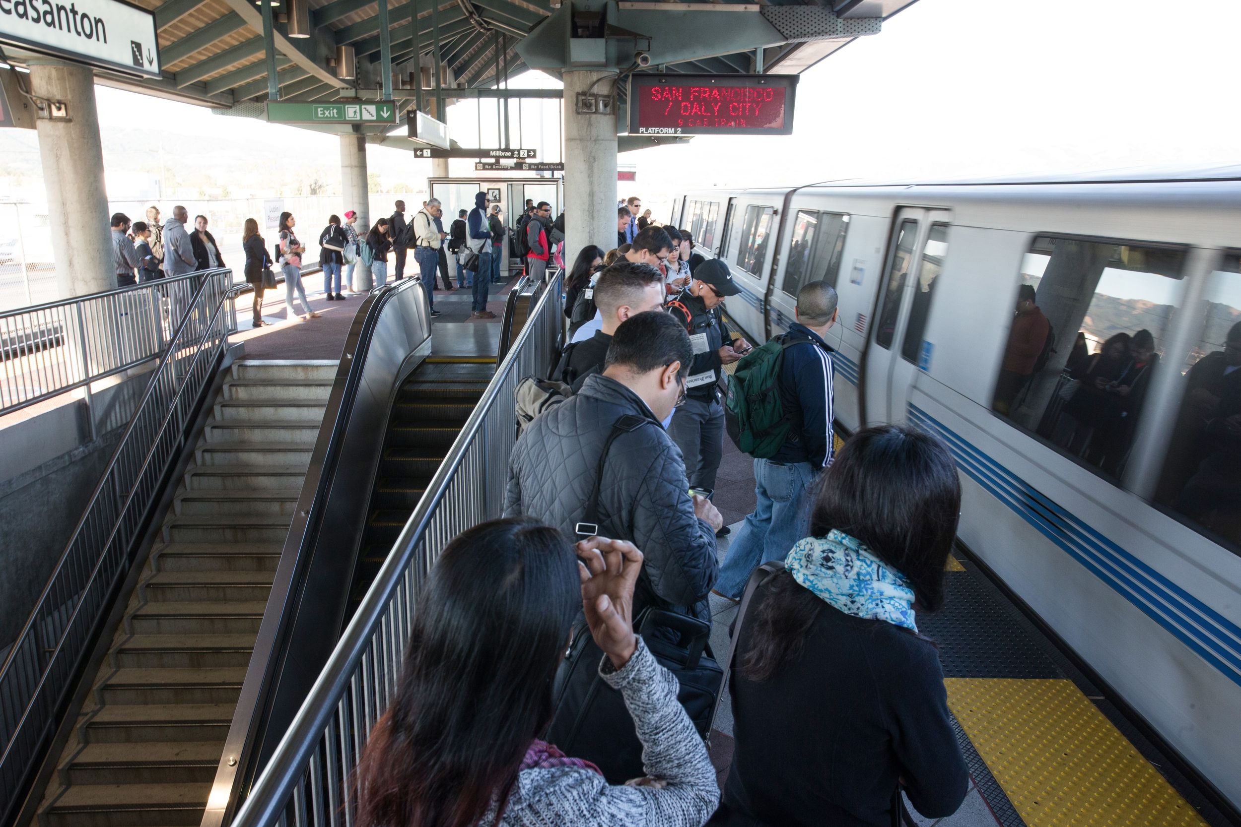 Deal reached on $590M loan to prop up Bay Area transit agencies