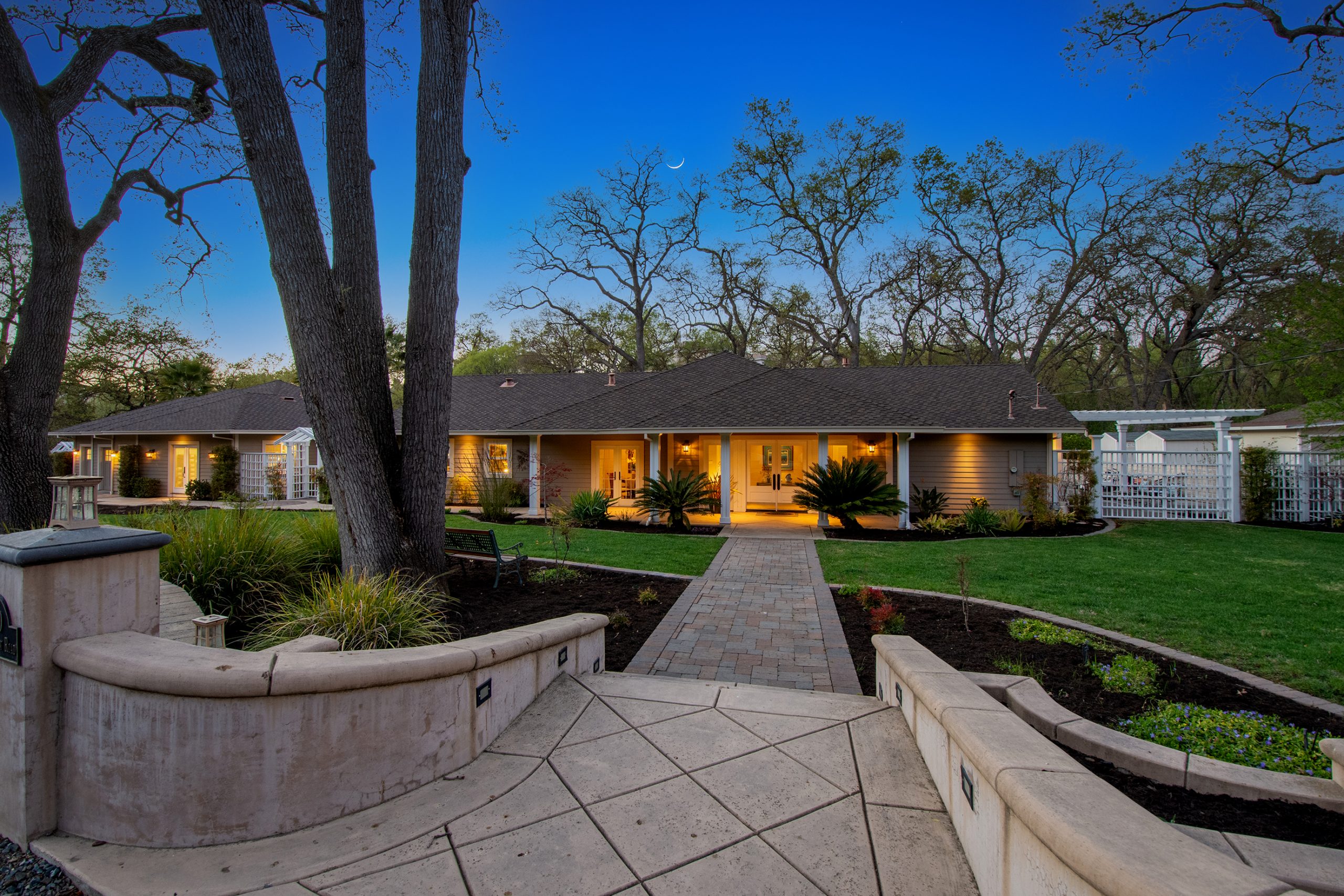 Happy Valley Pleasanton Weekly