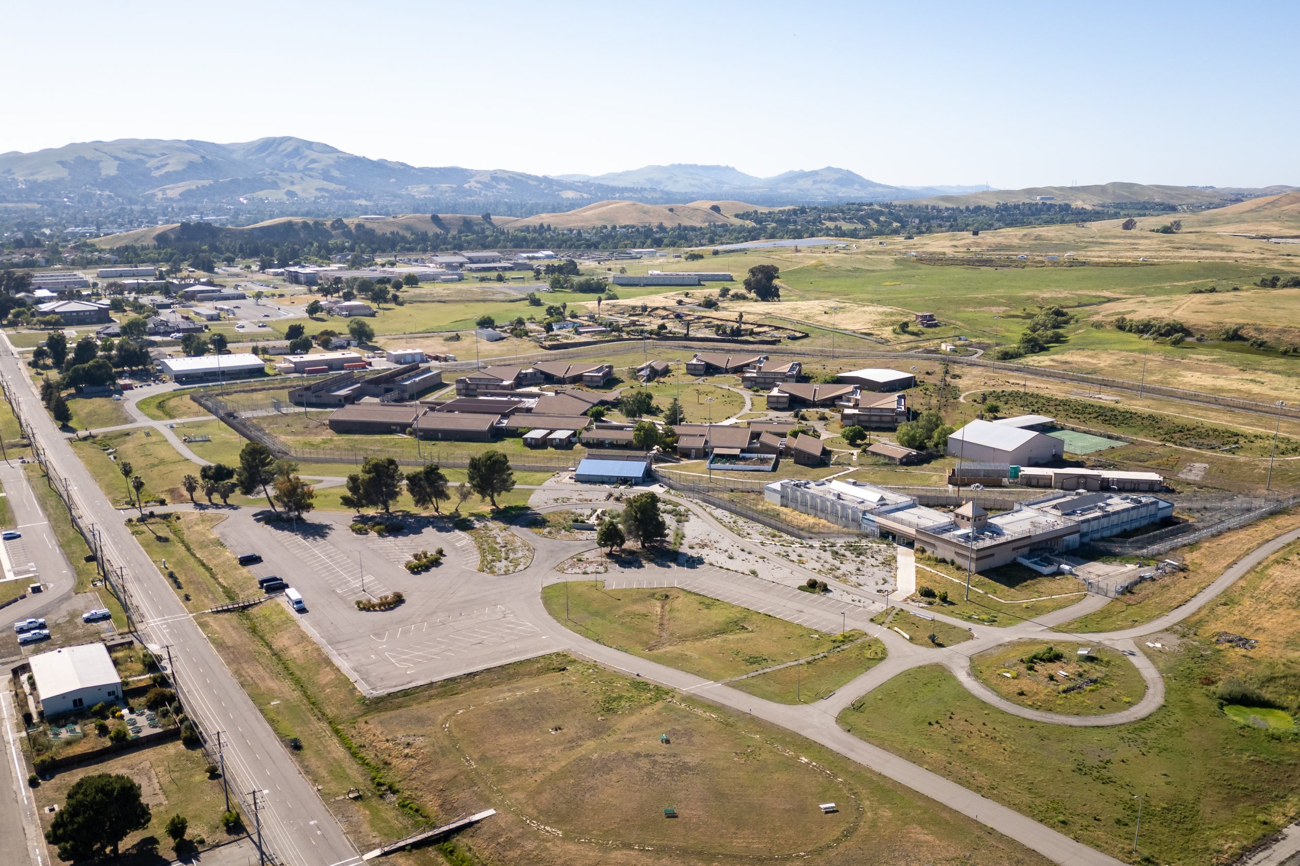 Pleasanton council rejects residents' push for formal opposition to immigration detention center in Dublin