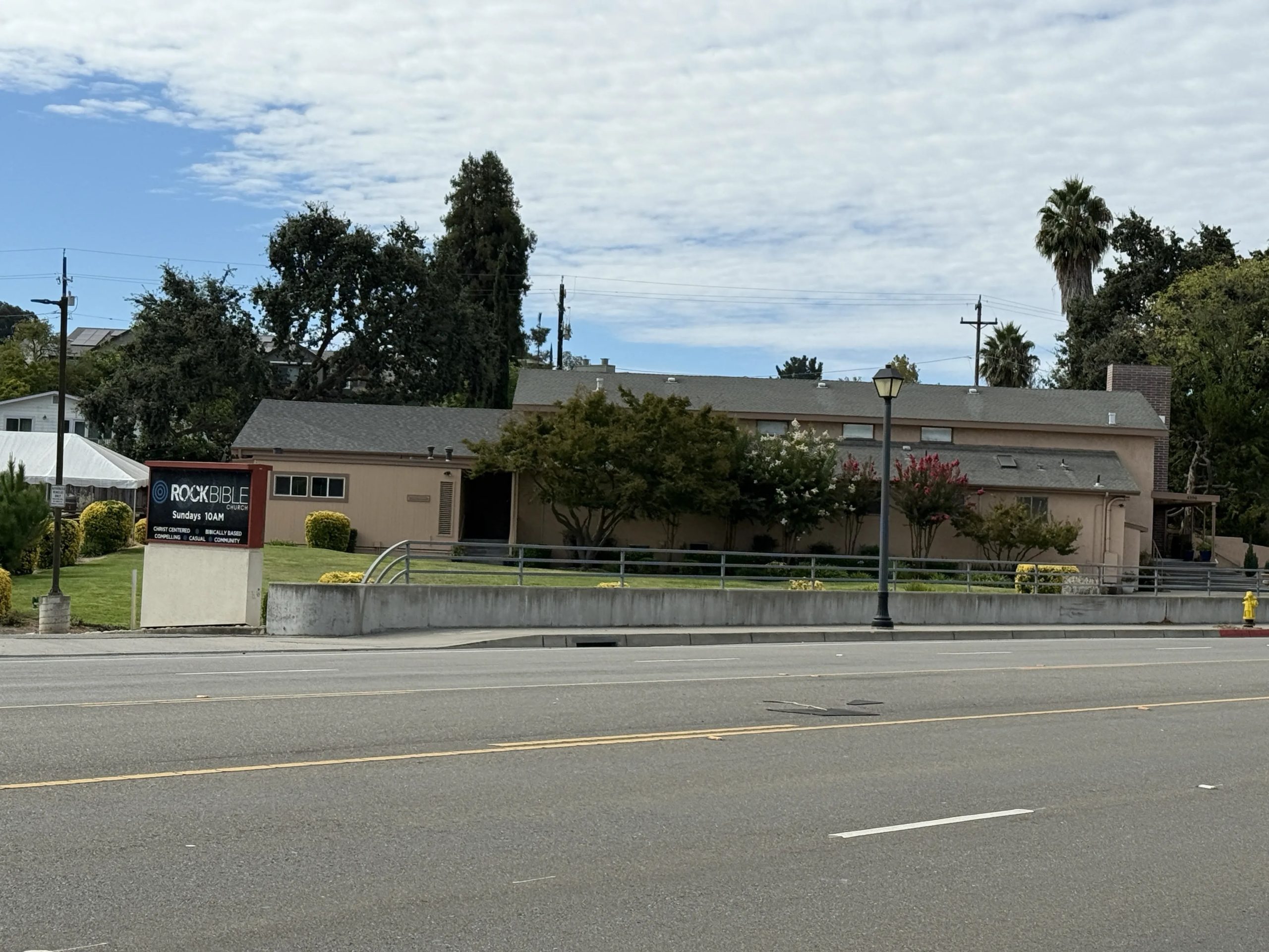 Pleasanton council approves rezoning of two church sites to allow for housing